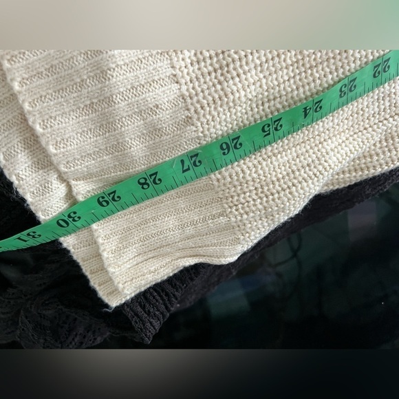 H&M Divided cream sleeveless sweater size XXS - Picture 7 of 8